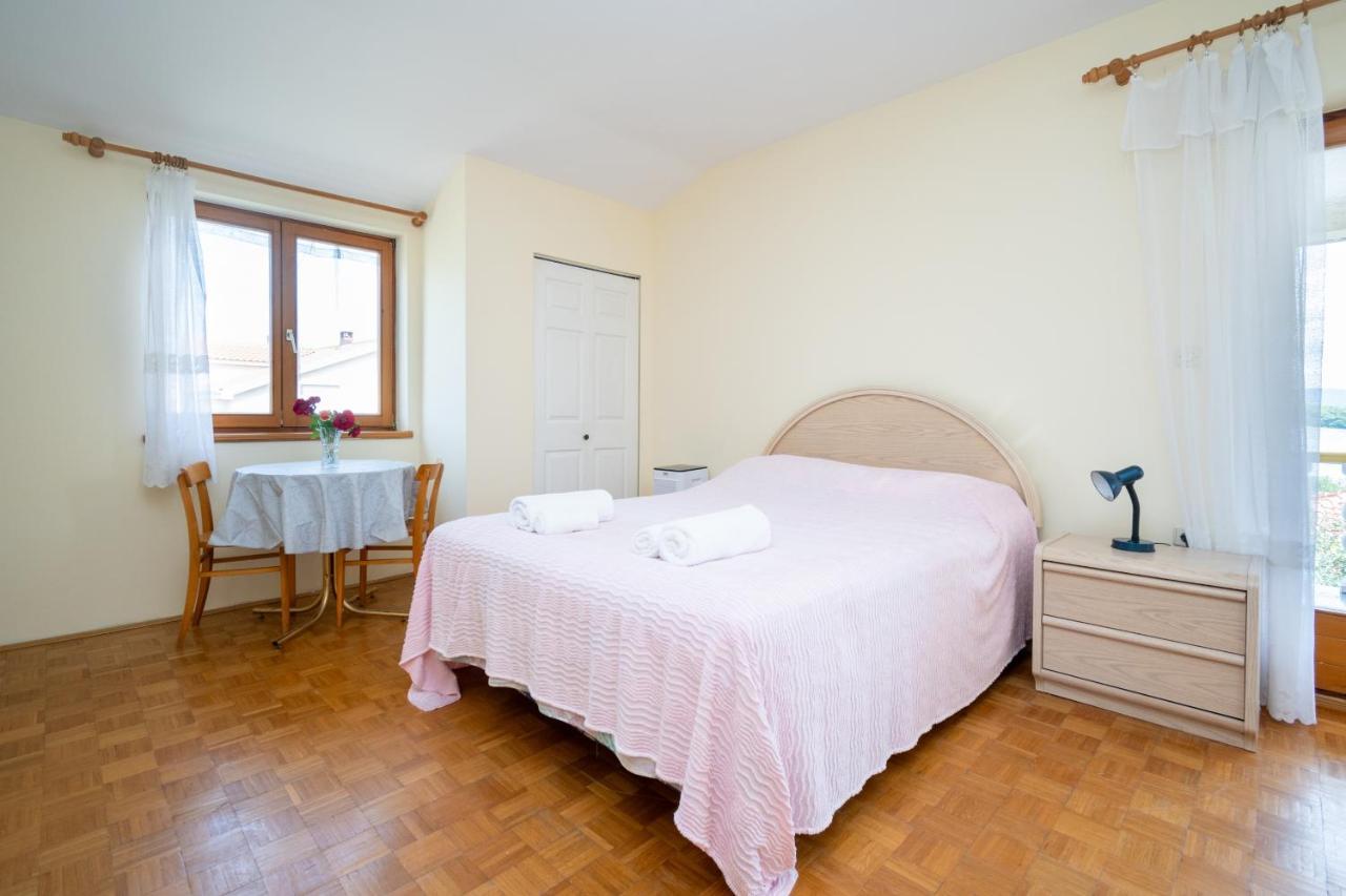 Apartments And Rooms By The Sea Mrljane, Pasman - 327 Neviđane Esterno foto